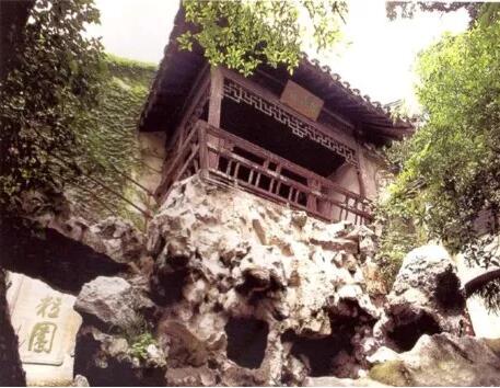 现在人们对“园林”“庭院”的理解往往混淆，园林与庭院的区分，这样才是园林啊！